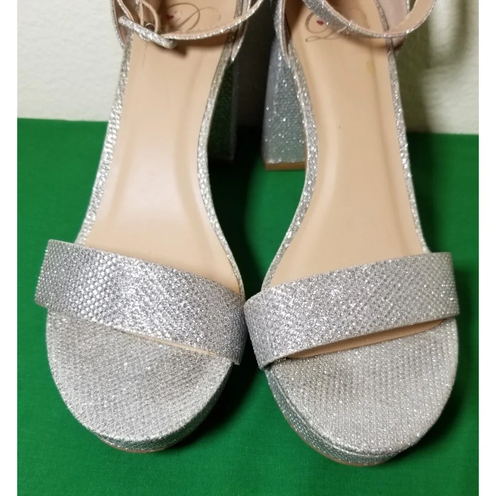 Delicious up sale